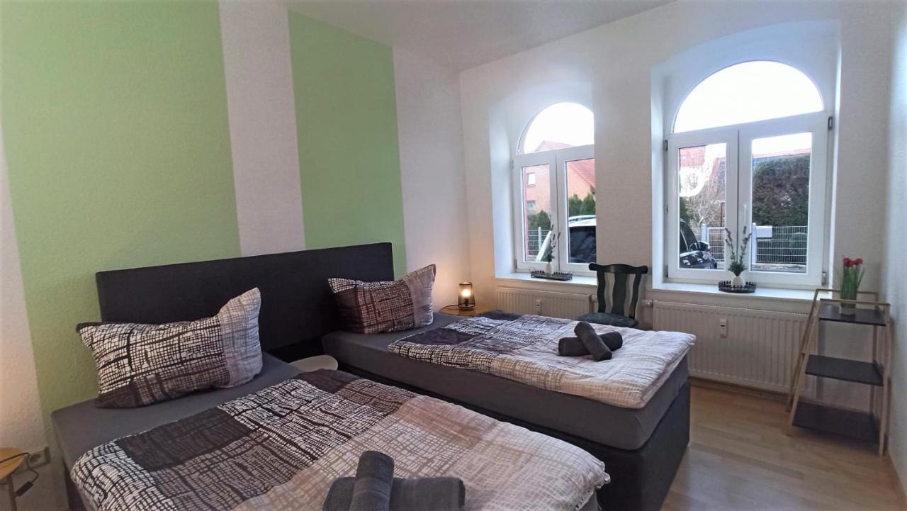 Apartment Fuer Bis Zu 7 Personen Mit Balkon ฮัลเบอร์ชตัดท์ ภายนอก รูปภาพ