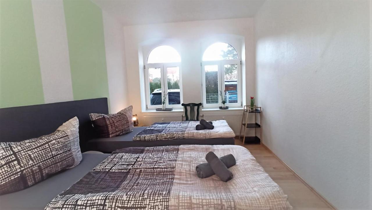 Apartment Fuer Bis Zu 7 Personen Mit Balkon ฮัลเบอร์ชตัดท์ ภายนอก รูปภาพ