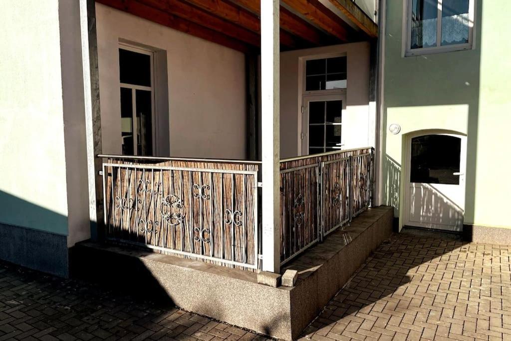 Apartment Fuer Bis Zu 7 Personen Mit Balkon ฮัลเบอร์ชตัดท์ ภายนอก รูปภาพ