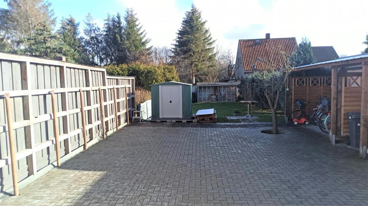 Apartment Fuer Bis Zu 7 Personen Mit Balkon ฮัลเบอร์ชตัดท์ ภายนอก รูปภาพ