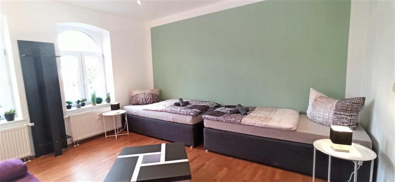 Apartment Fuer Bis Zu 7 Personen Mit Balkon ฮัลเบอร์ชตัดท์ ภายนอก รูปภาพ